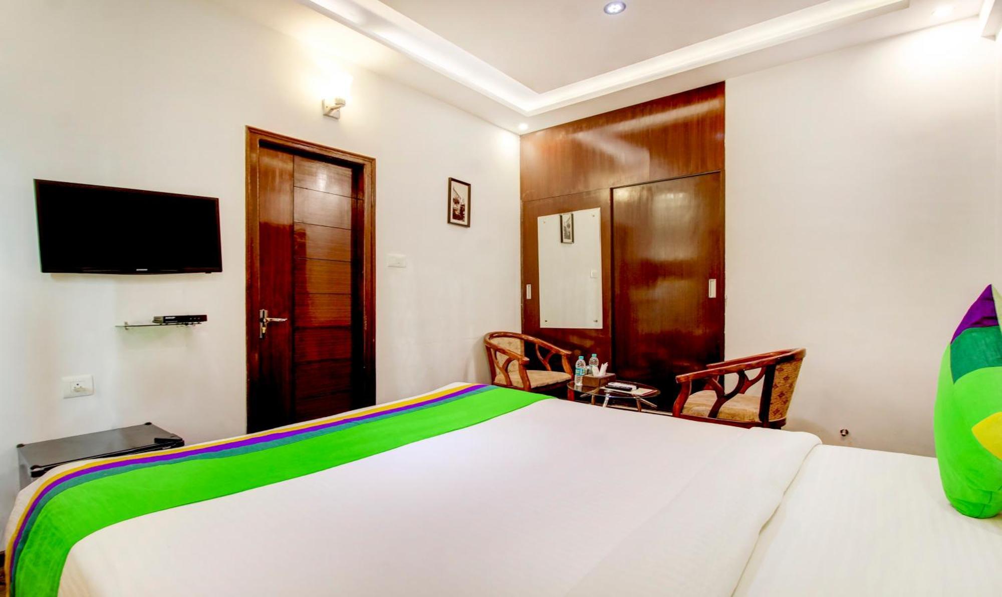 Treebo The Sai Leela Suites R T Nagar Bangalore Exterior foto